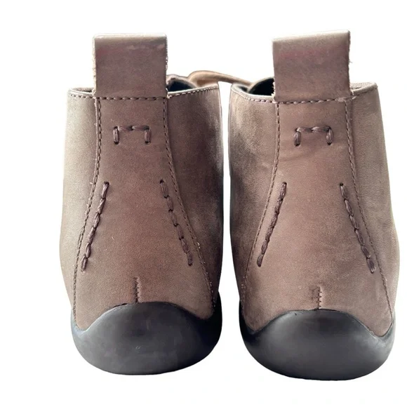 Dansko Womens Lace-Up Chukka Ankle Boots Shoes US 7 EU 37 Brown Nubuck Leather - Picture 3 of 14